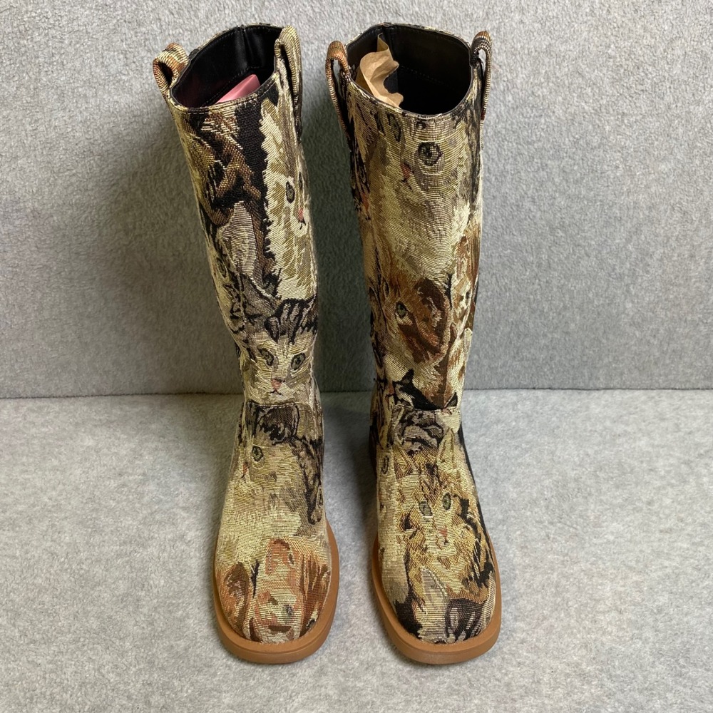 Bamboo Gary-06 Cat Tapestry Boots Women's Size 5.5 Tan Kitten Print Mid Calf EUC - Picture 4 of 13